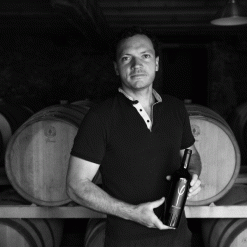 Yoan Le Menn, vijfde generatie wijnmaker van Domaine Horgelus in de Gascogne