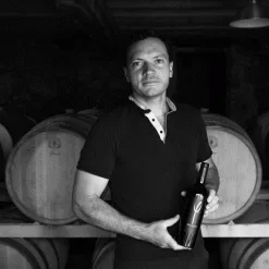 Yoan Le Menn, vijfde generatie wijnmaker van Domaine Horgelus in de Gascogne