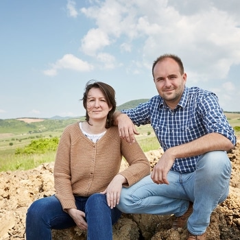 Carpinus Istvàn & Edit Bai